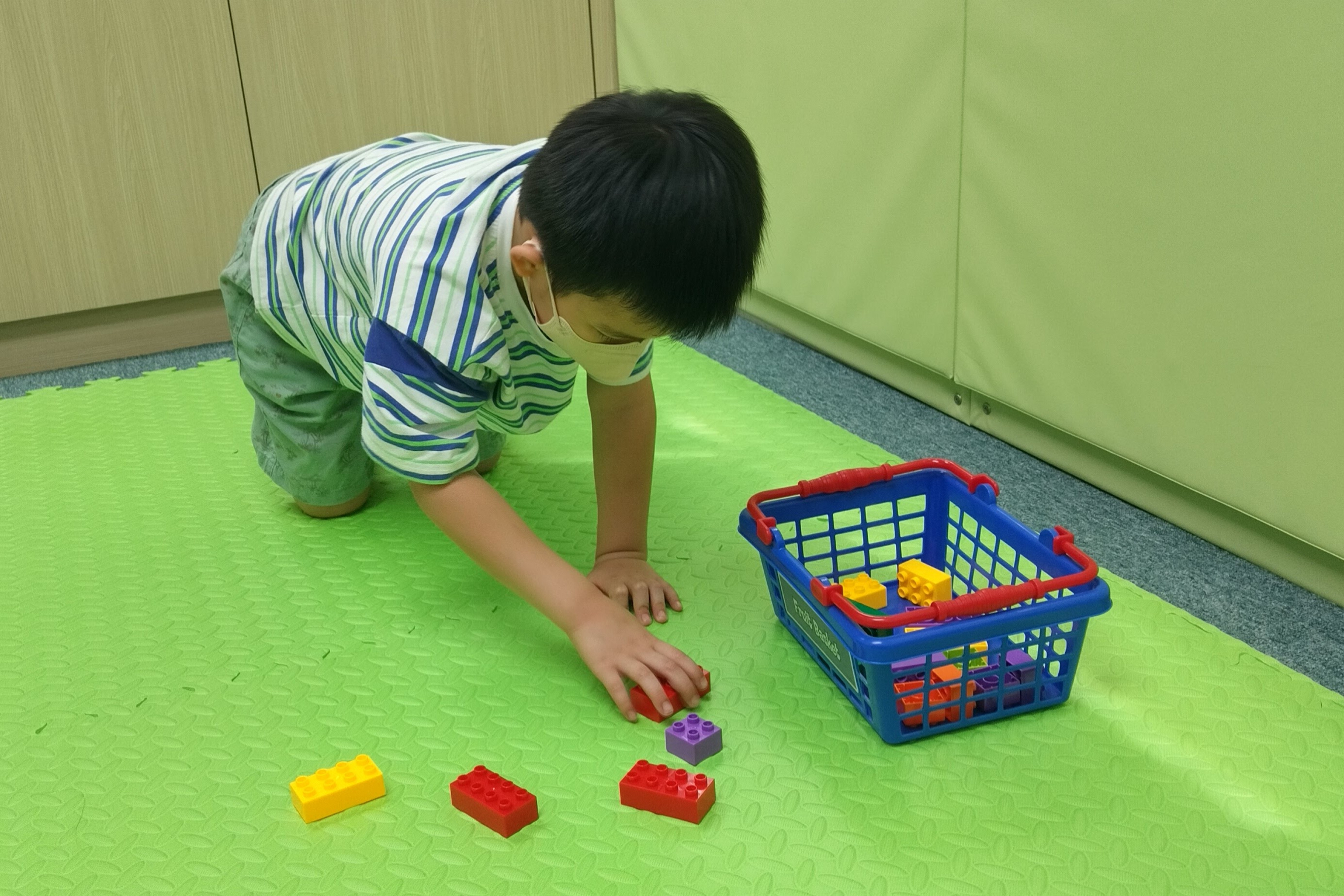 本頁圖片/檔案 - 四點跪拾物